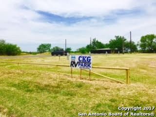 821 S Main St, Cotulla, TX 78014